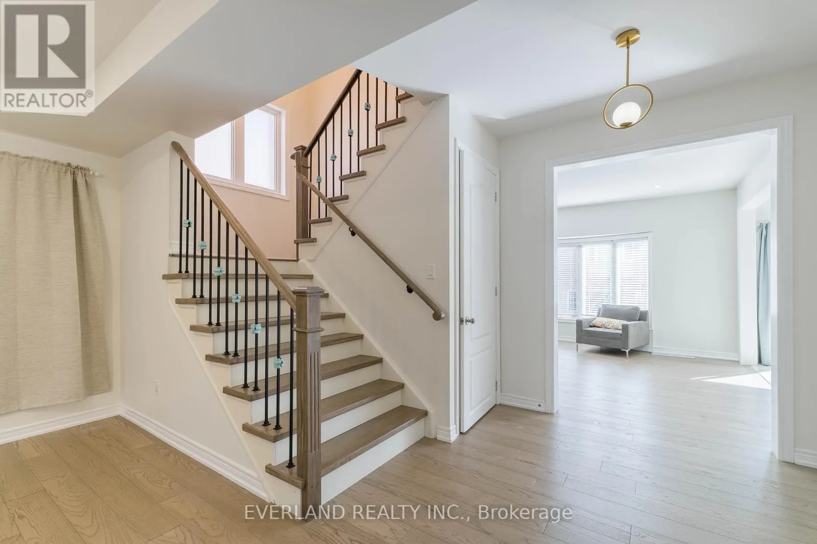 11 LIMELIGHT STREET