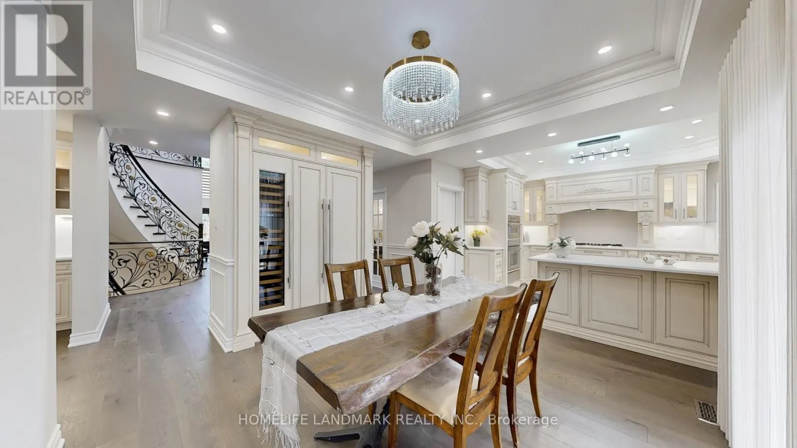 16 CRESCENTVIEW ROAD