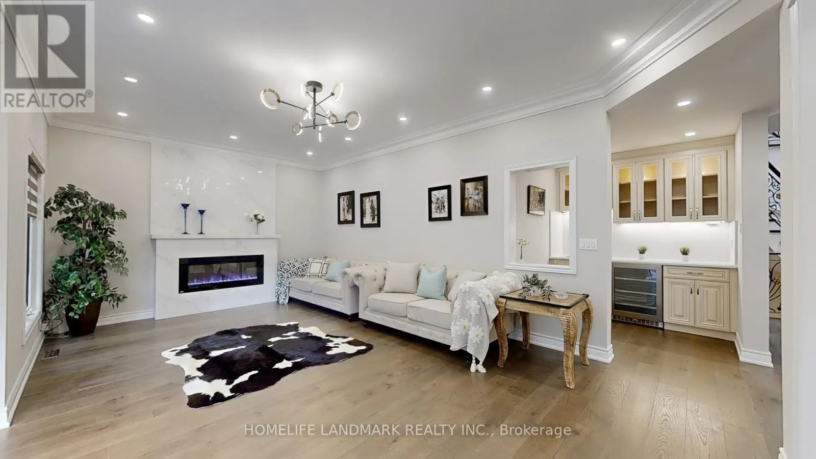 16 CRESCENTVIEW ROAD