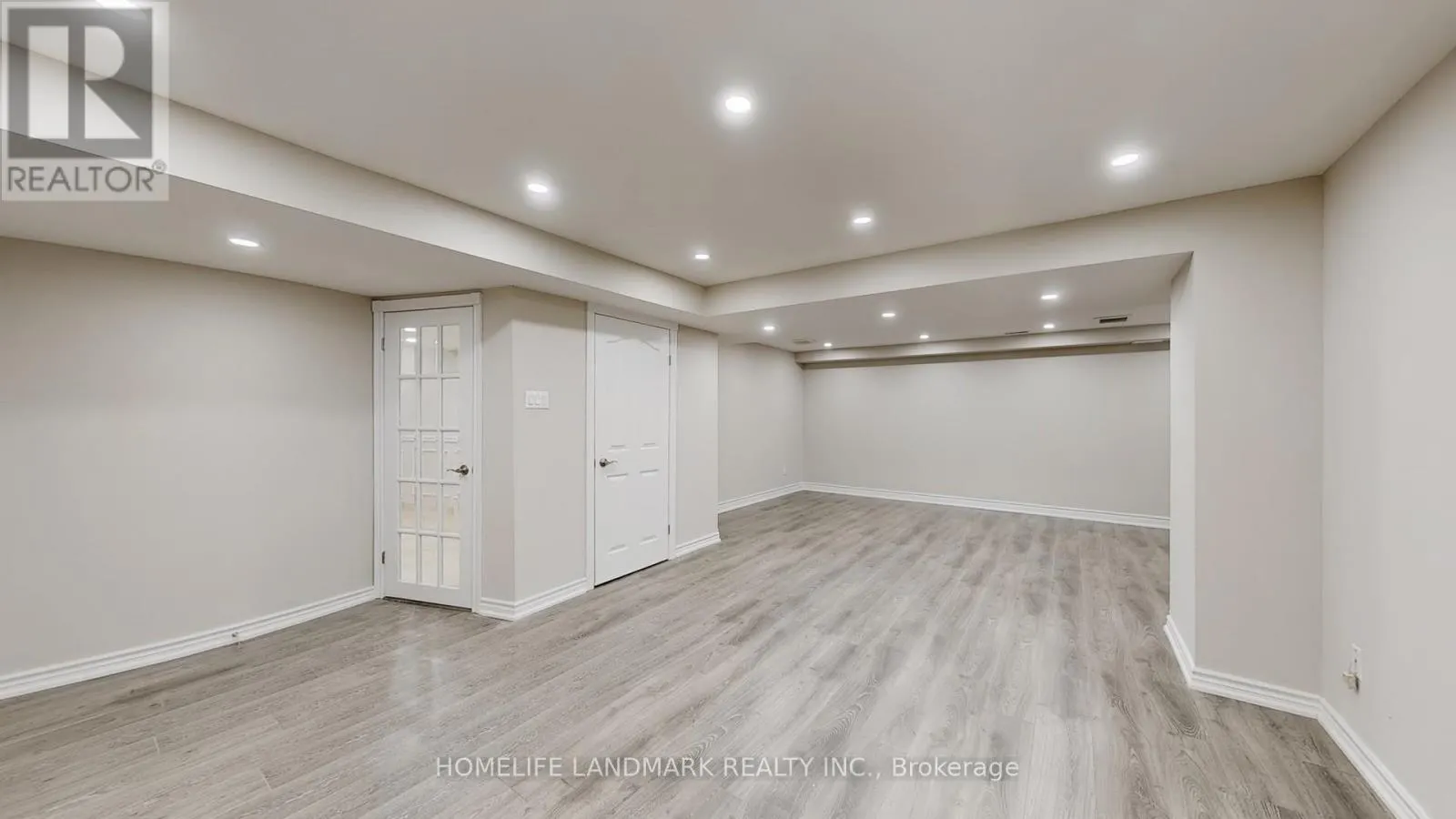16 CRESCENTVIEW ROAD