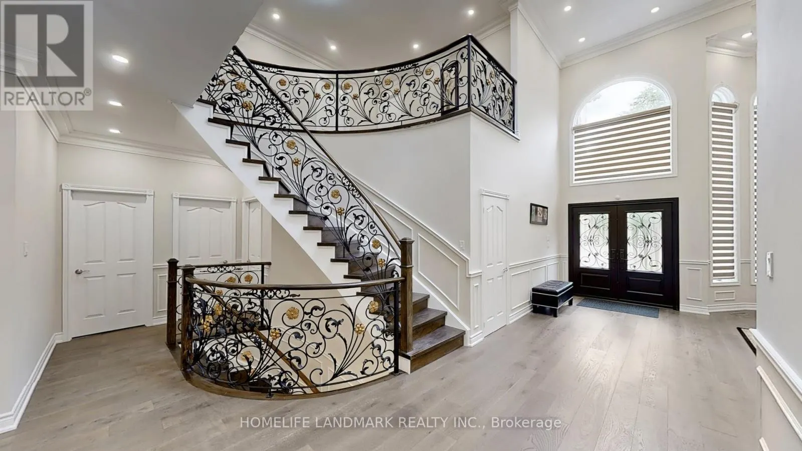 16 CRESCENTVIEW ROAD