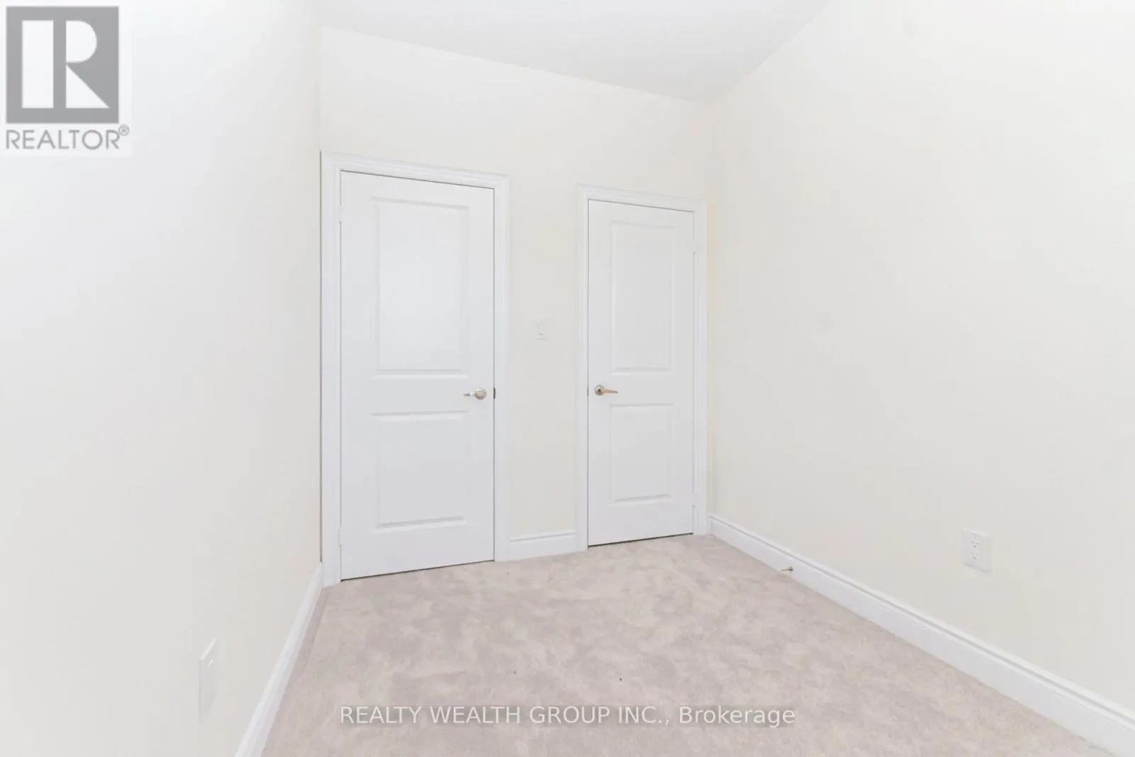 221 TENNANT CIRCLE