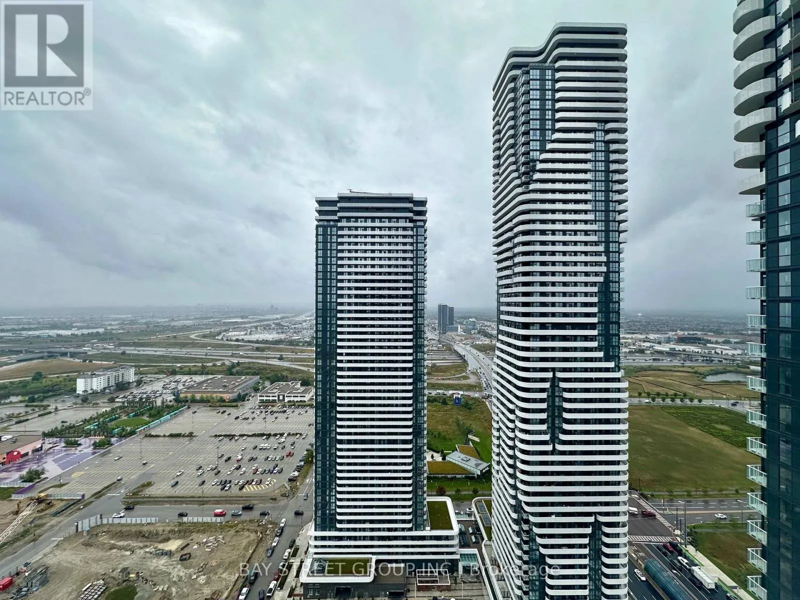 4102 - 28 INTERCHANGE WAY