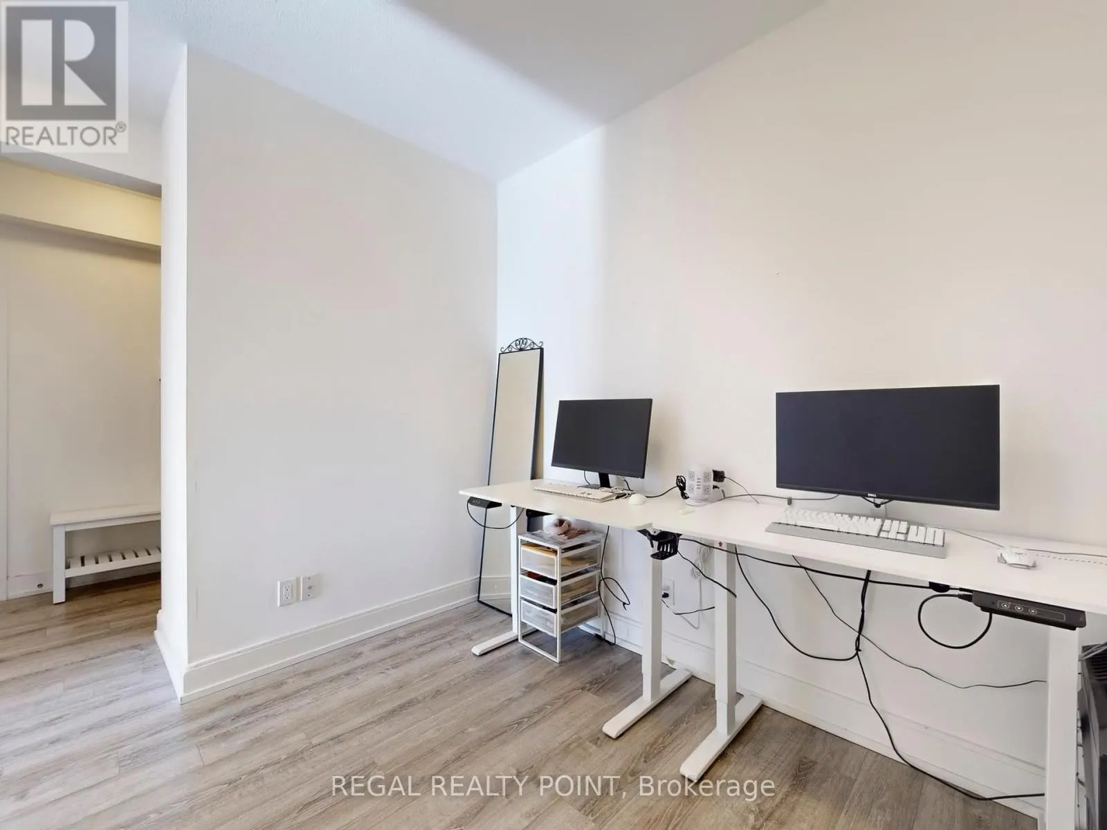 708 - 9608 YONGE STREET