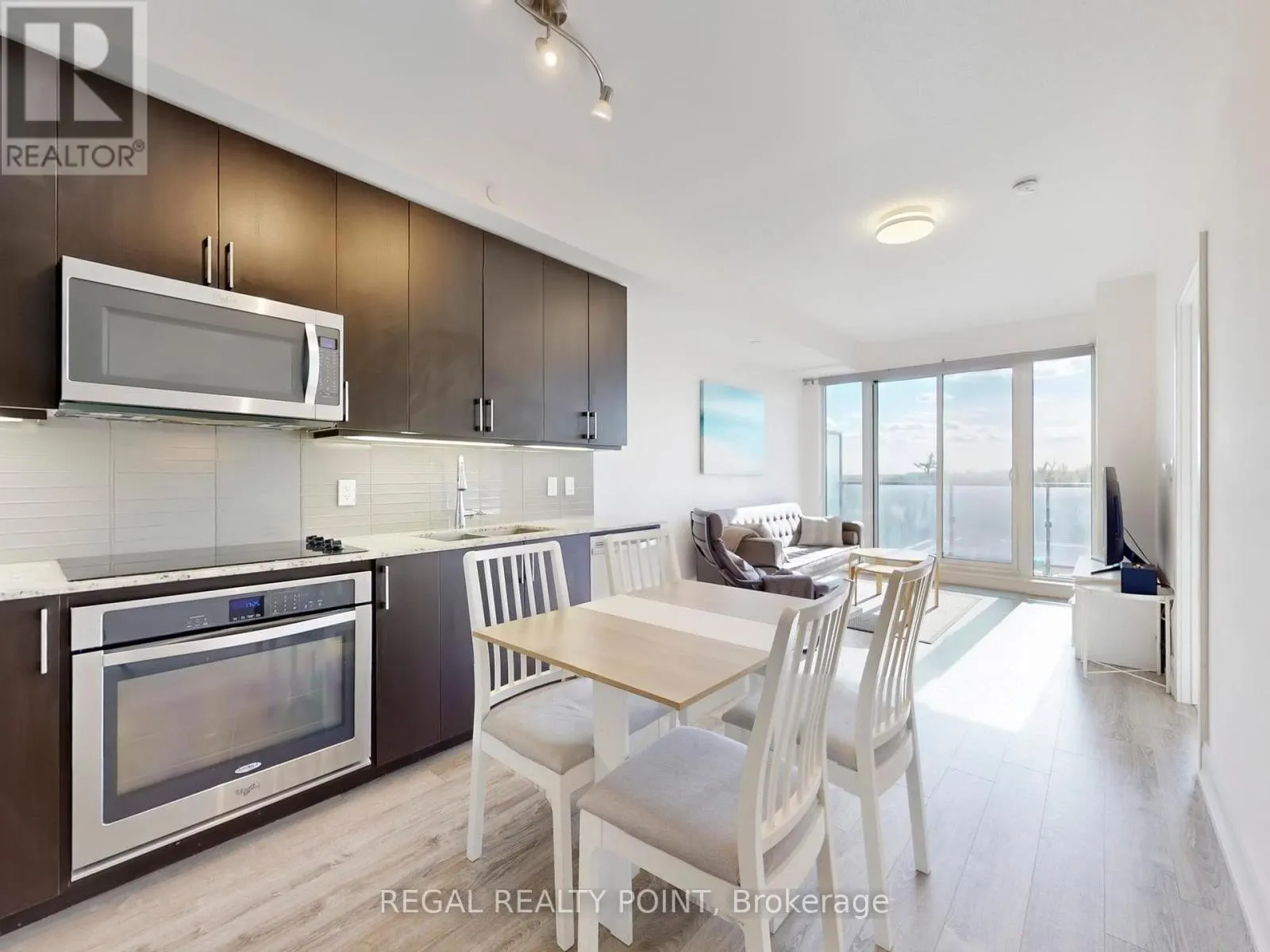 708 - 9608 YONGE STREET