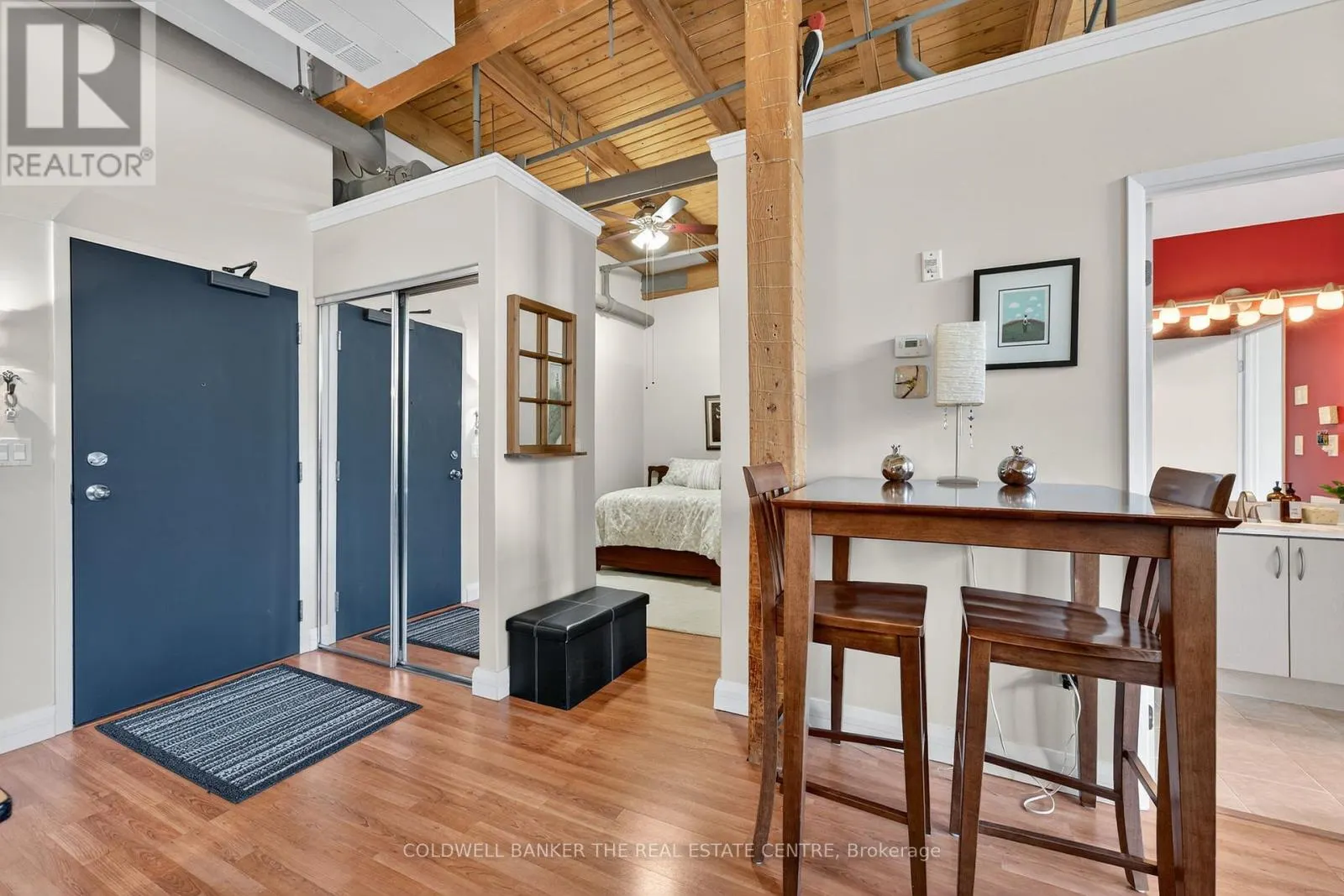 318 - 543 TIMOTHY STREET
