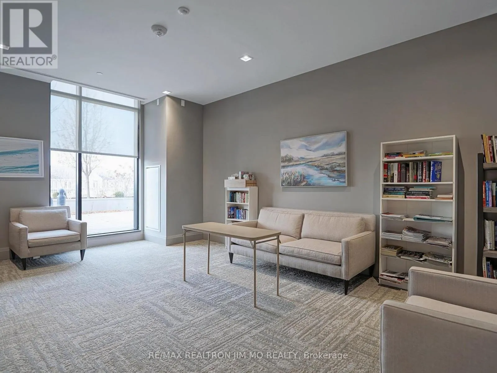 416 - 555 WILLIAM GRAHAM DRIVE