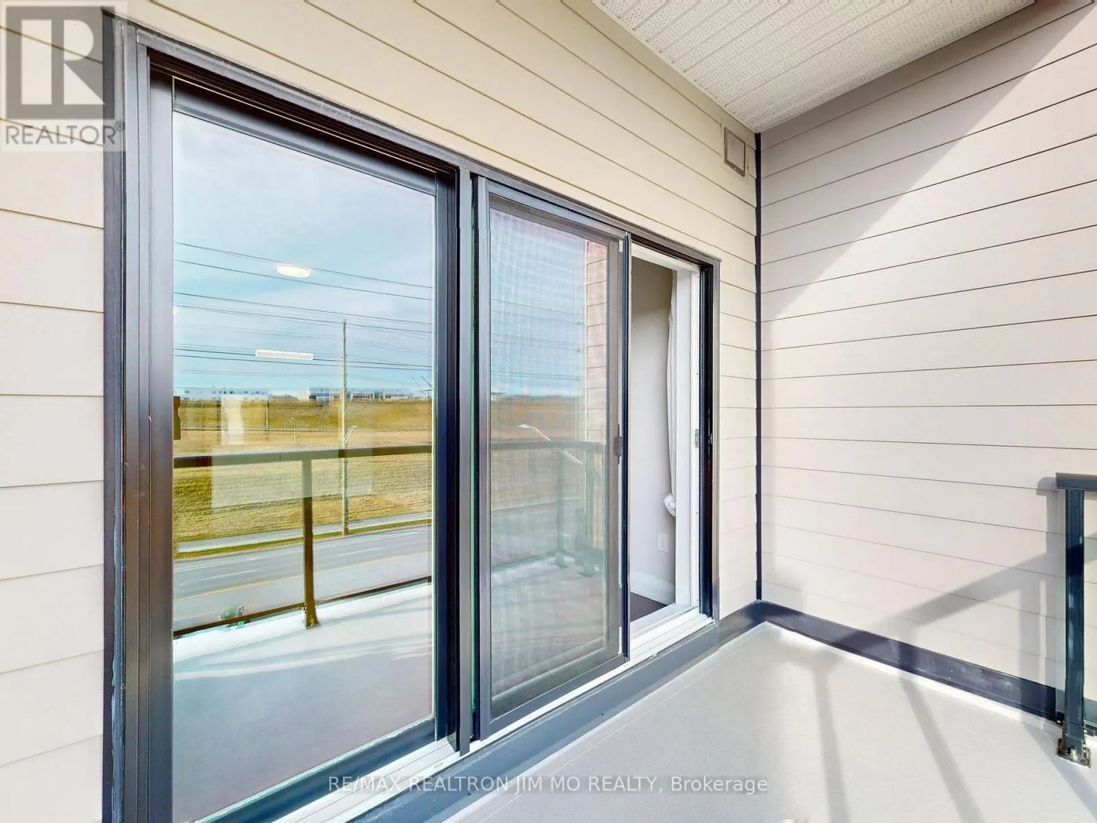 416 - 555 WILLIAM GRAHAM DRIVE