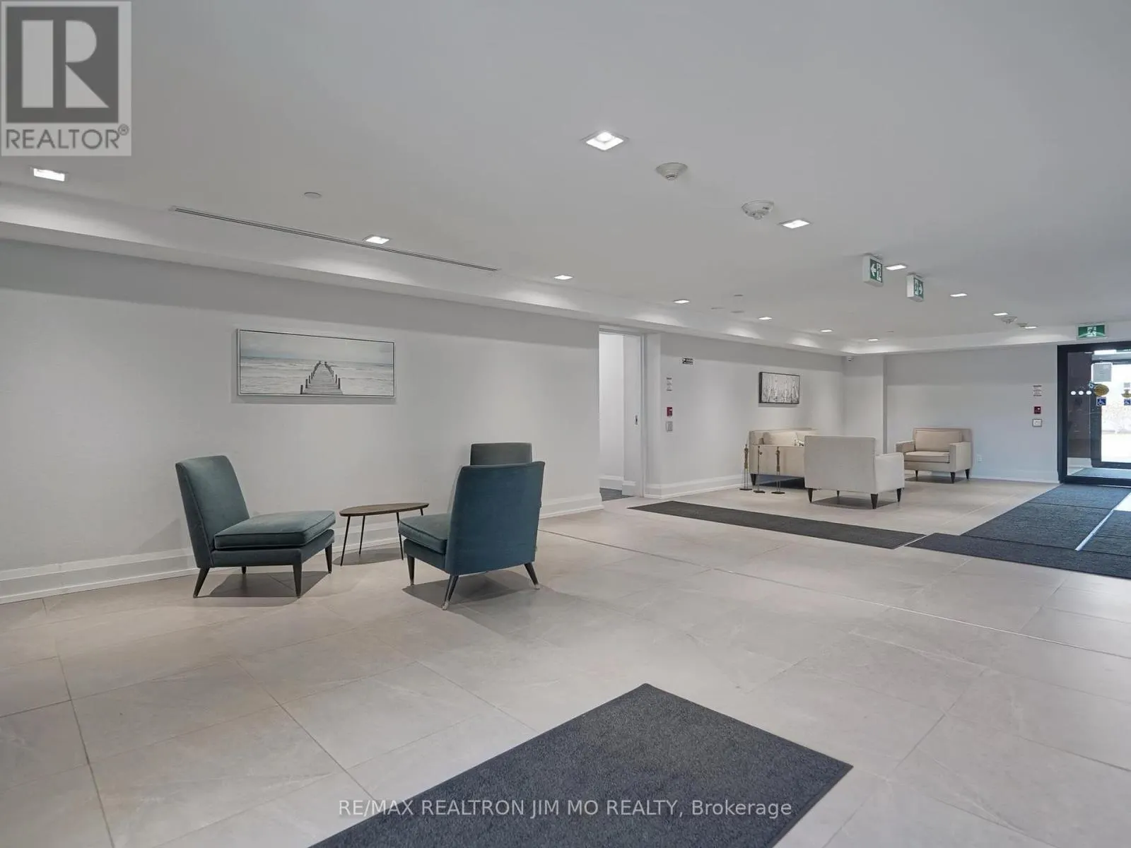 416 - 555 WILLIAM GRAHAM DRIVE