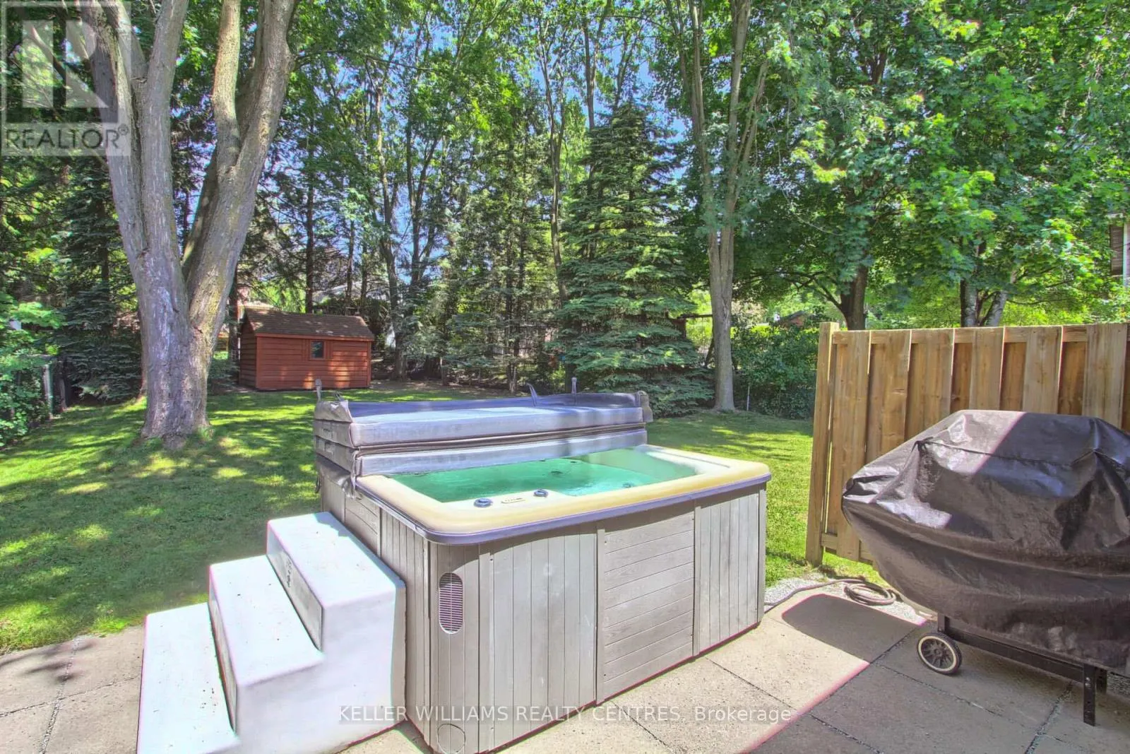 871 ELGIN STREET