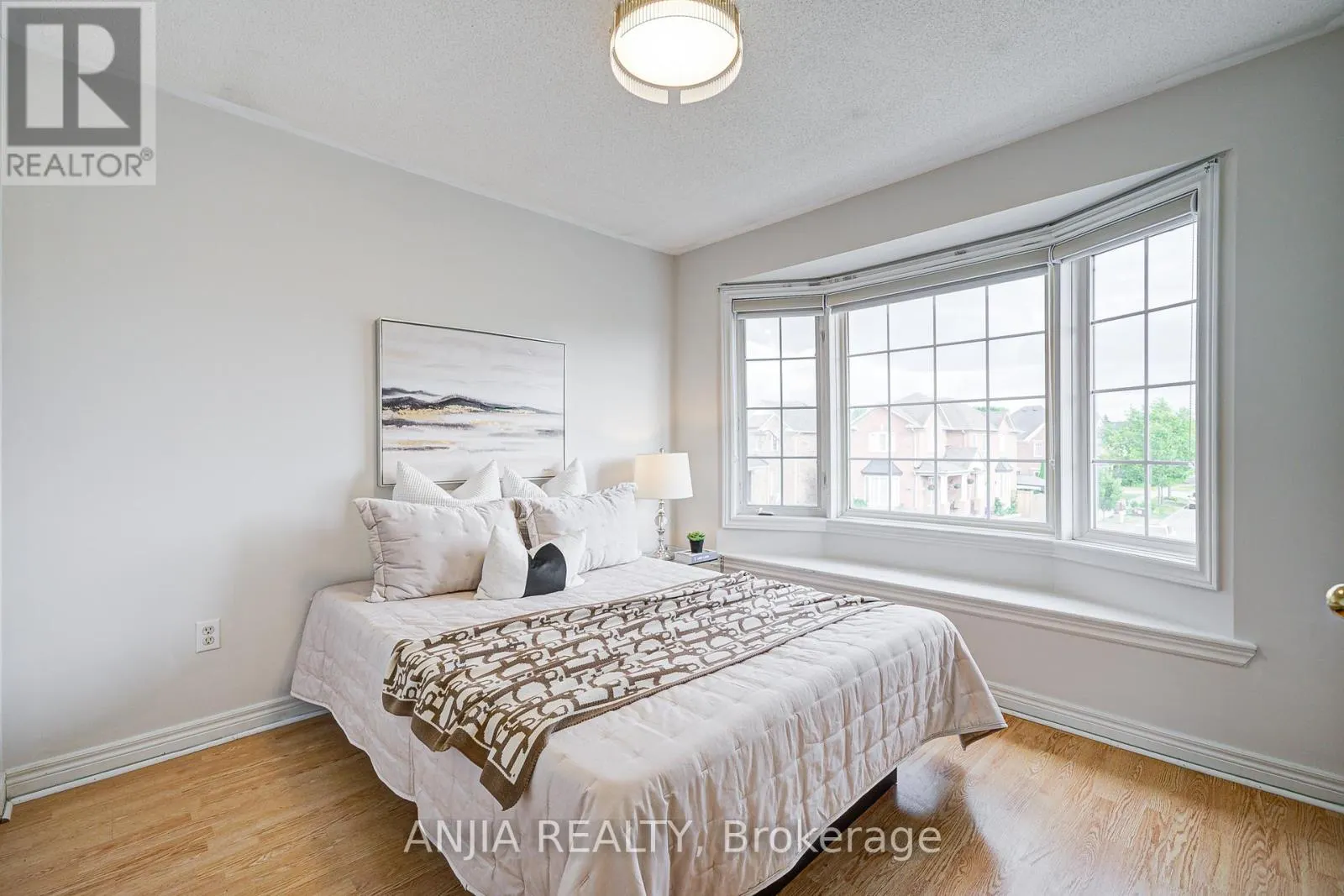 140 EDWARD JEFFERYS AVENUE
