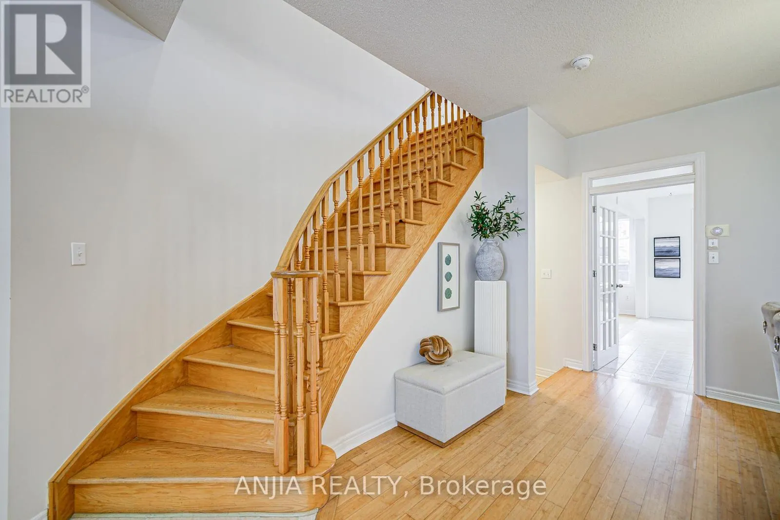 140 EDWARD JEFFERYS AVENUE