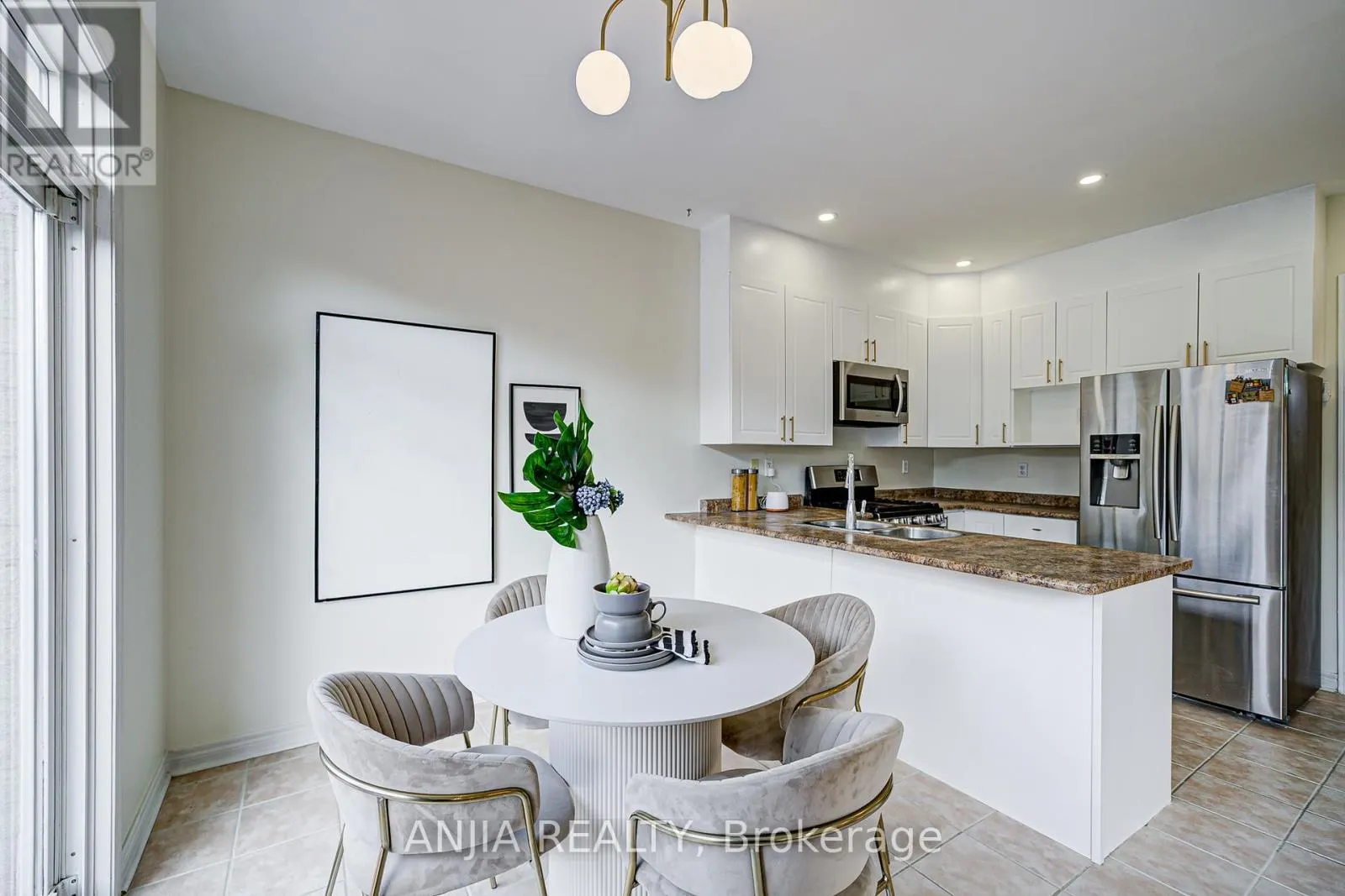 140 EDWARD JEFFERYS AVENUE