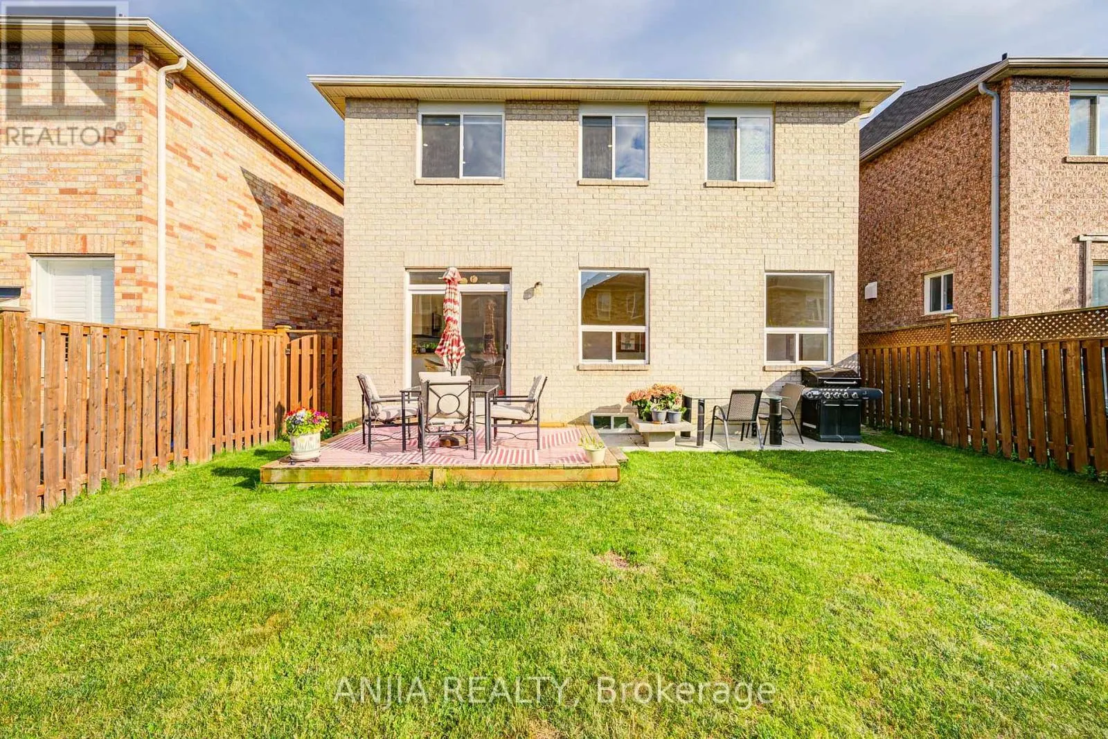 140 EDWARD JEFFERYS AVENUE