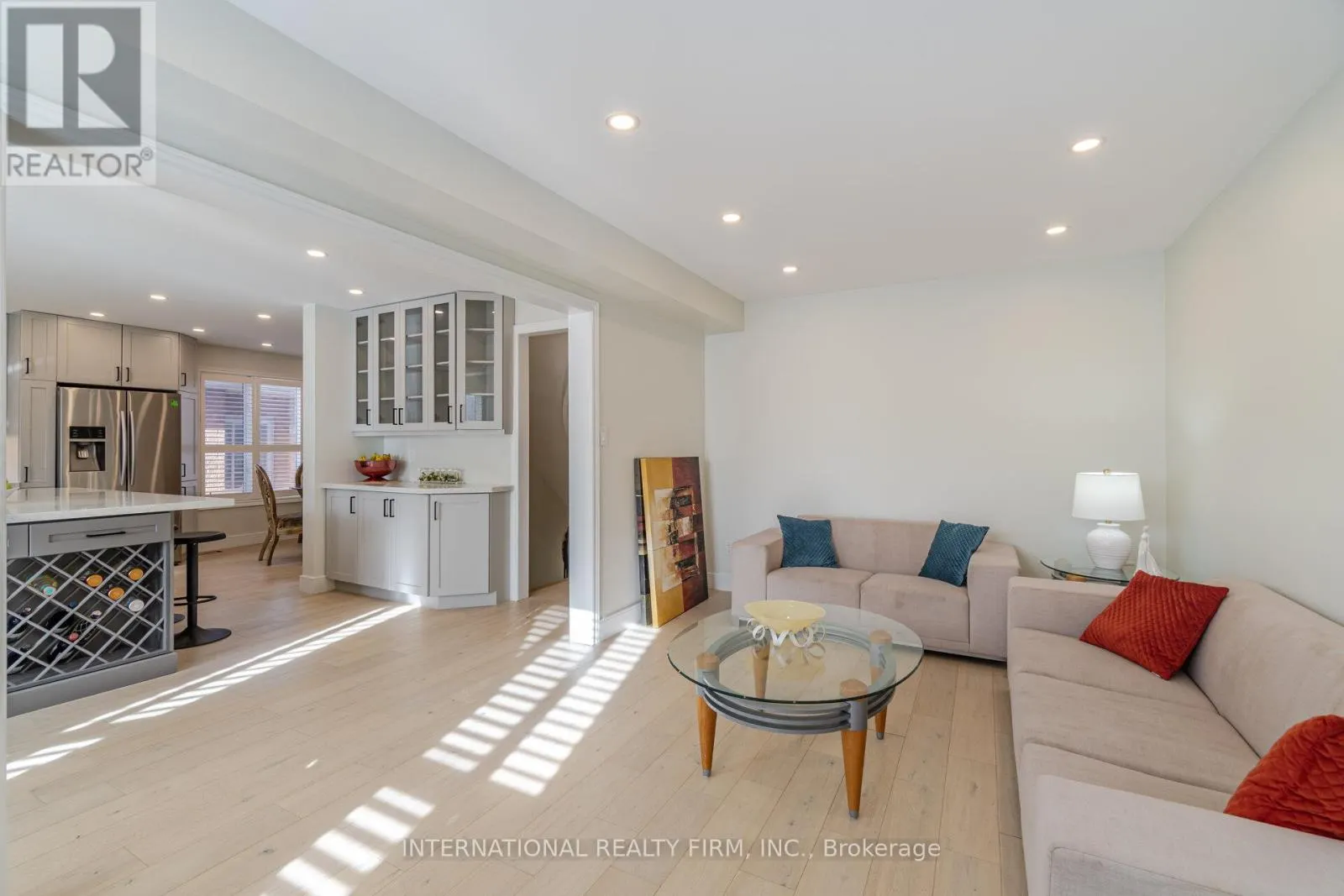 67 ROSANNA CRESCENT