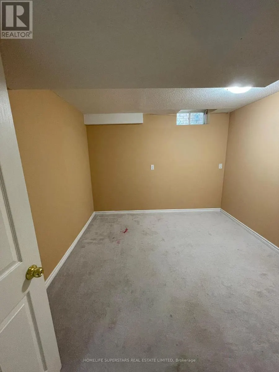 BASEMENT - 11 FERNCLIFFE CRESCENT