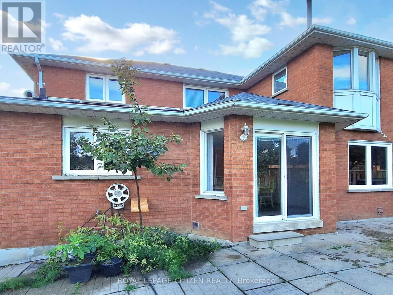 63 DANTE CT