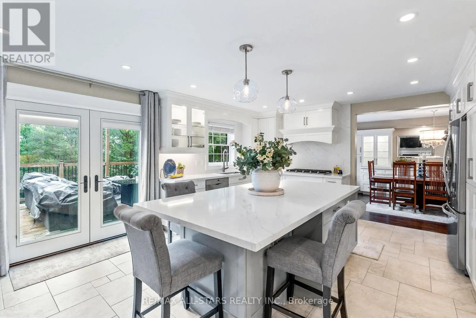 42 GALLOWAY CRESCENT