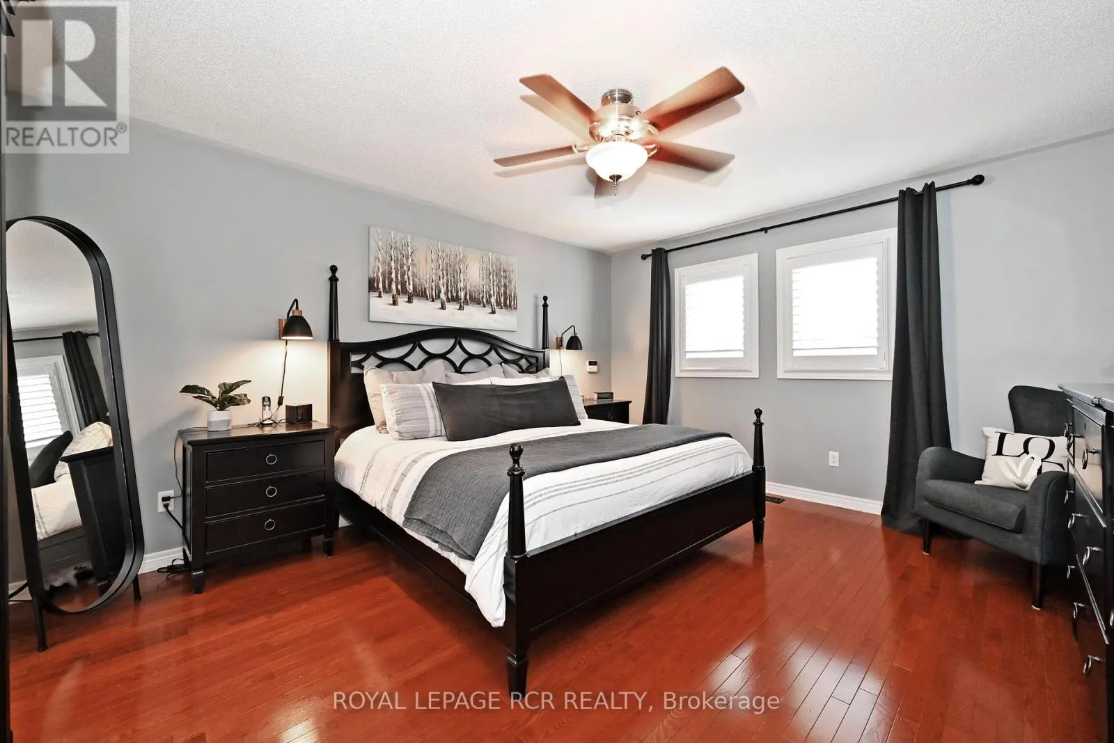 142 REGATTA AVENUE