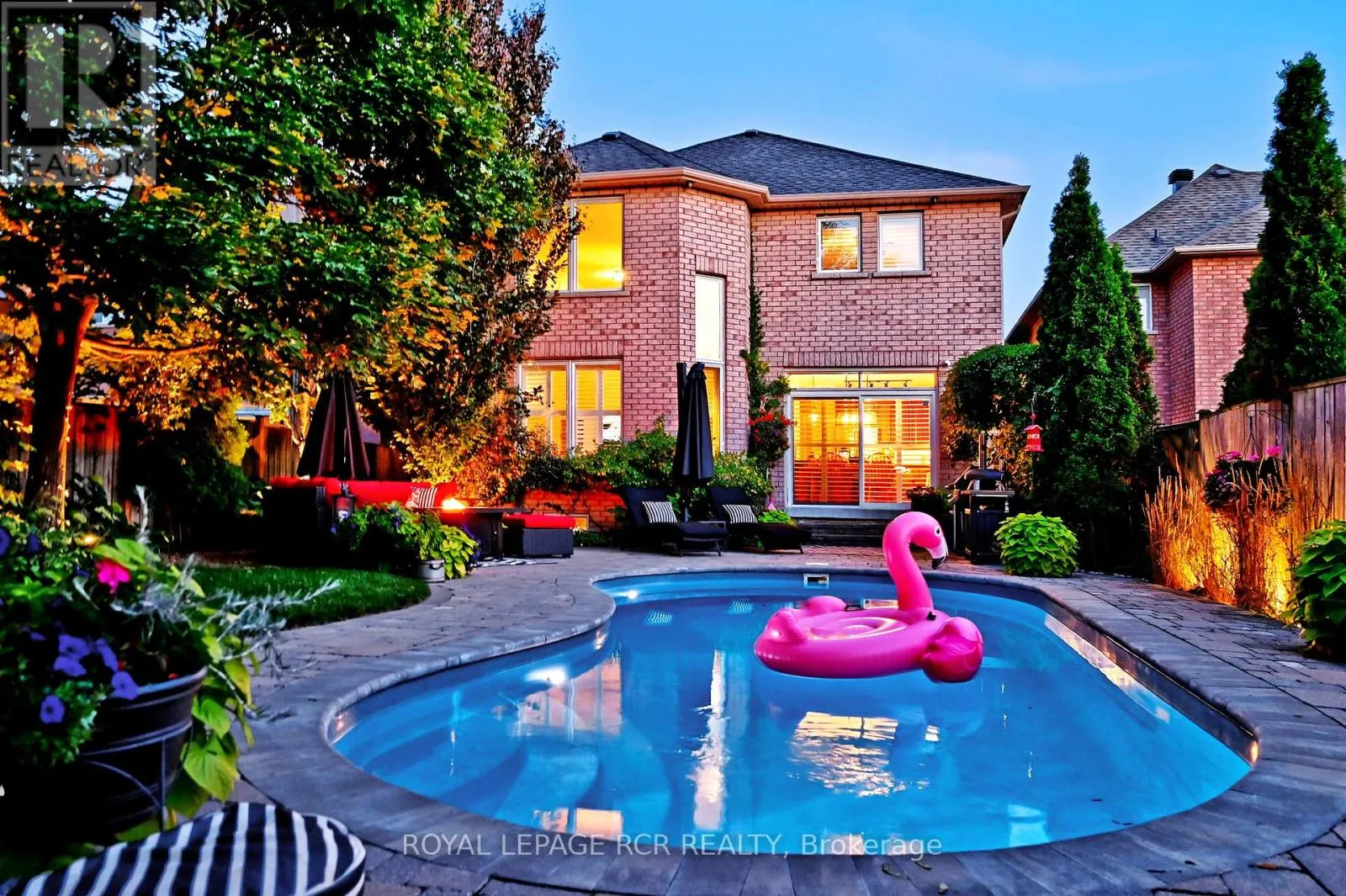 142 REGATTA AVENUE