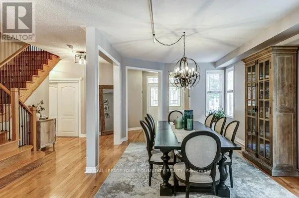 61 DEERWOOD CRESCENT