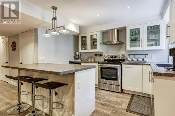 61 DEERWOOD CRESCENT