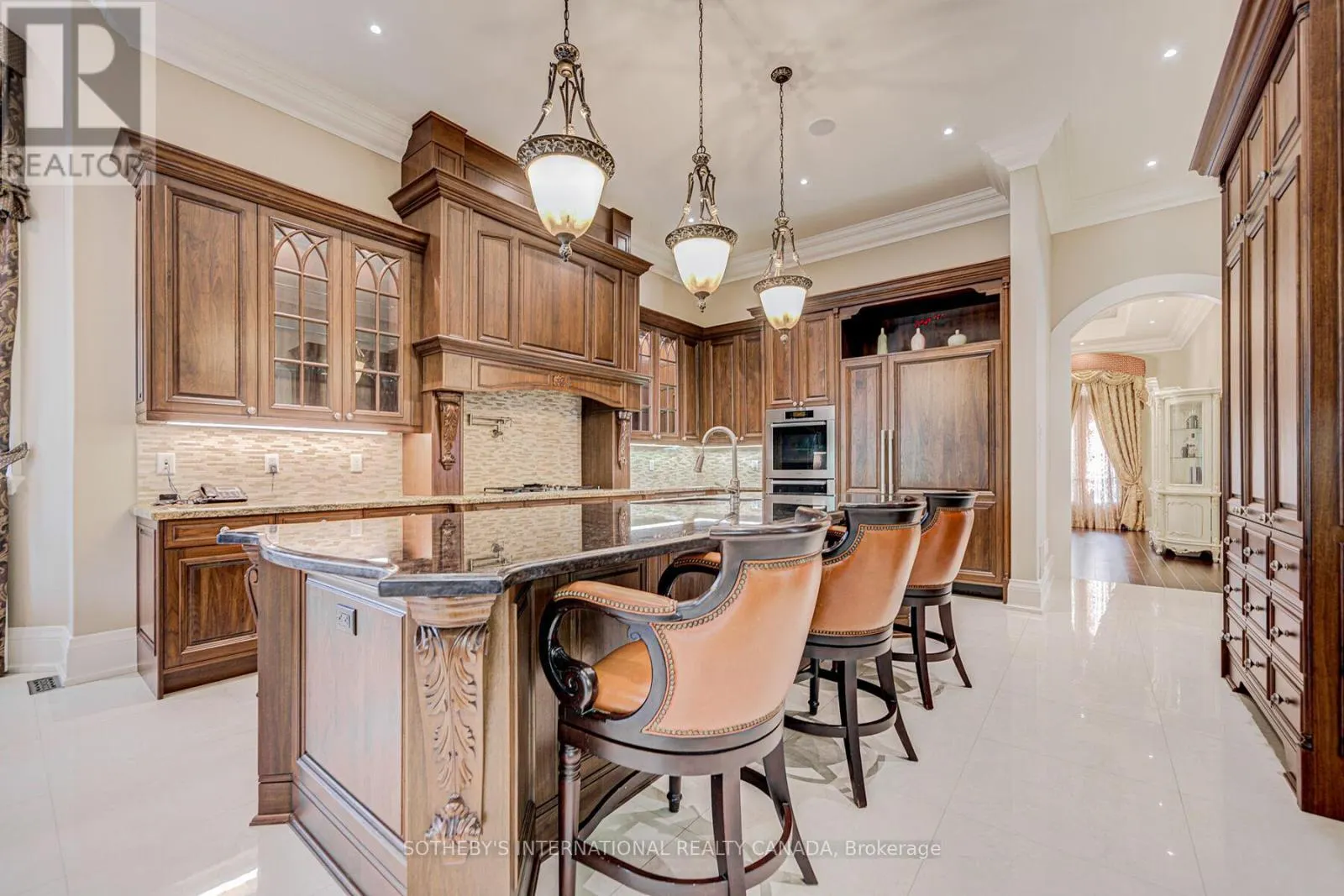 71 GRANDVISTA CRESCENT