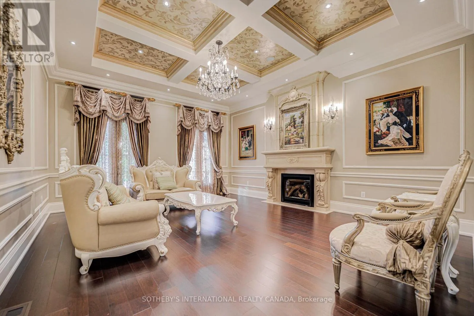 71 GRANDVISTA CRESCENT