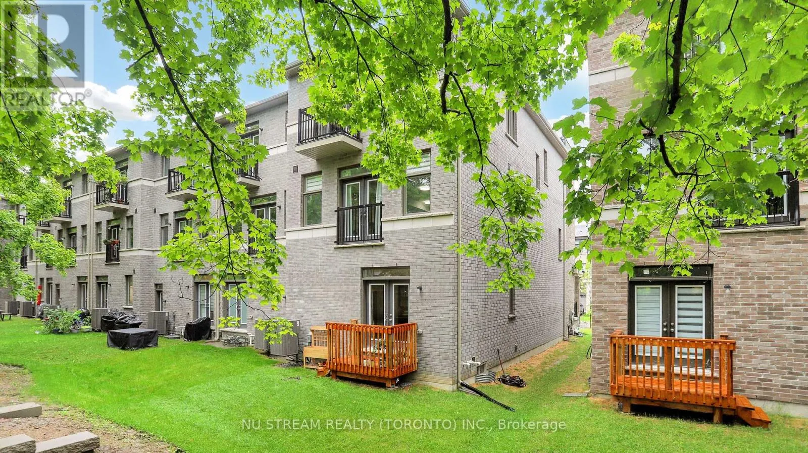 76 PUISAYA DRIVE