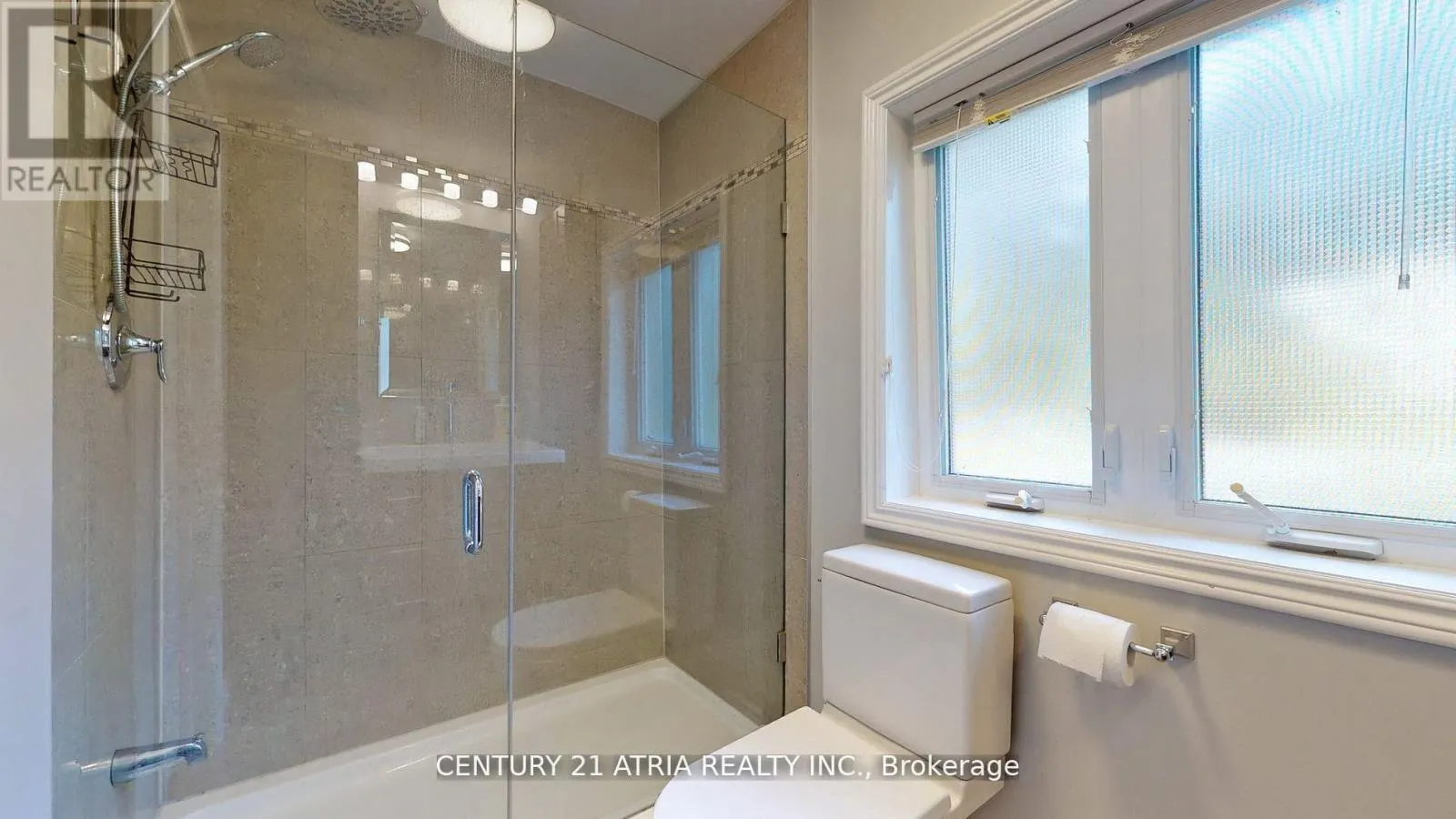 175 RIVEREDGE DRIVE