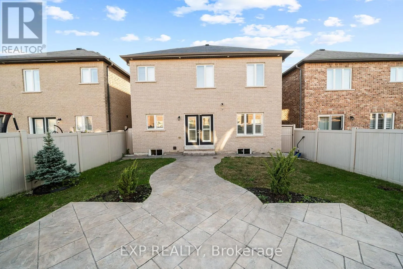 35 TYNDALL DRIVE