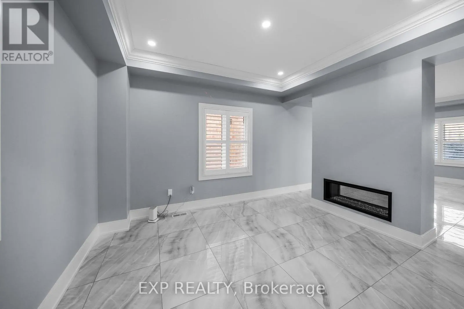 35 TYNDALL DRIVE
