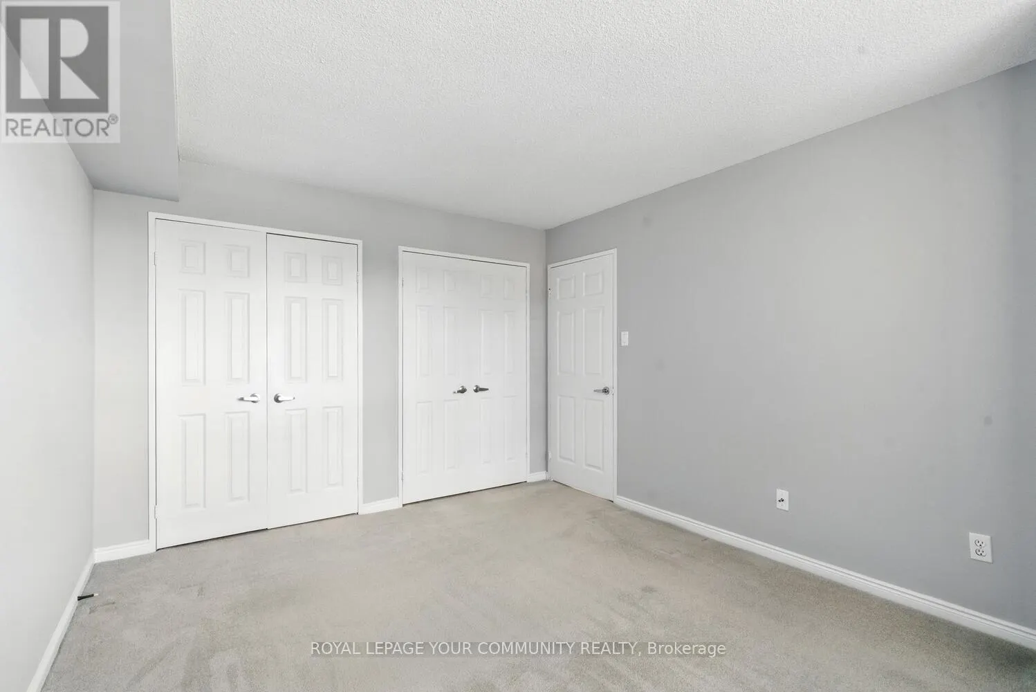 305 - 14924 YONGE STREET