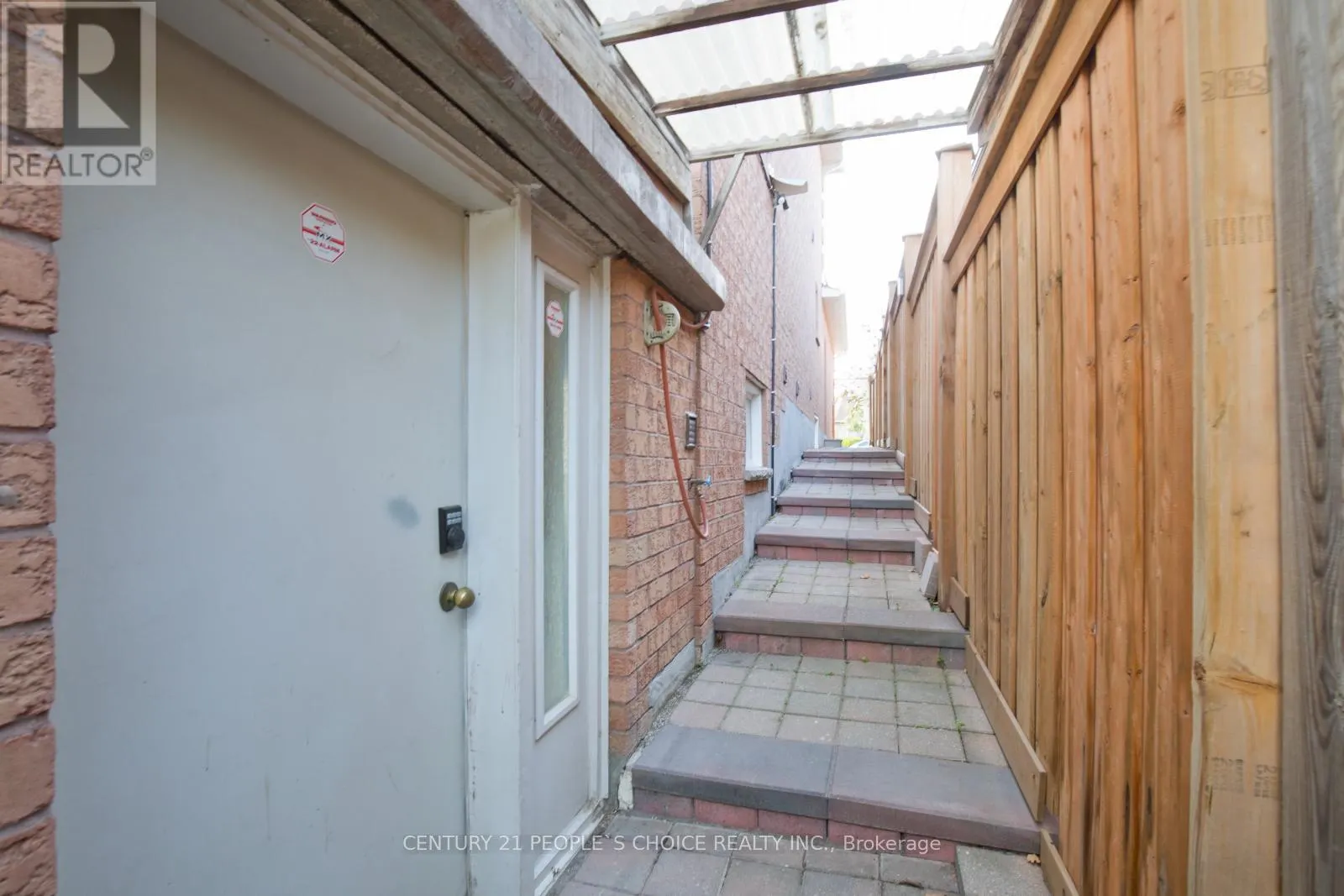 71 ROSANNA CRESCENT