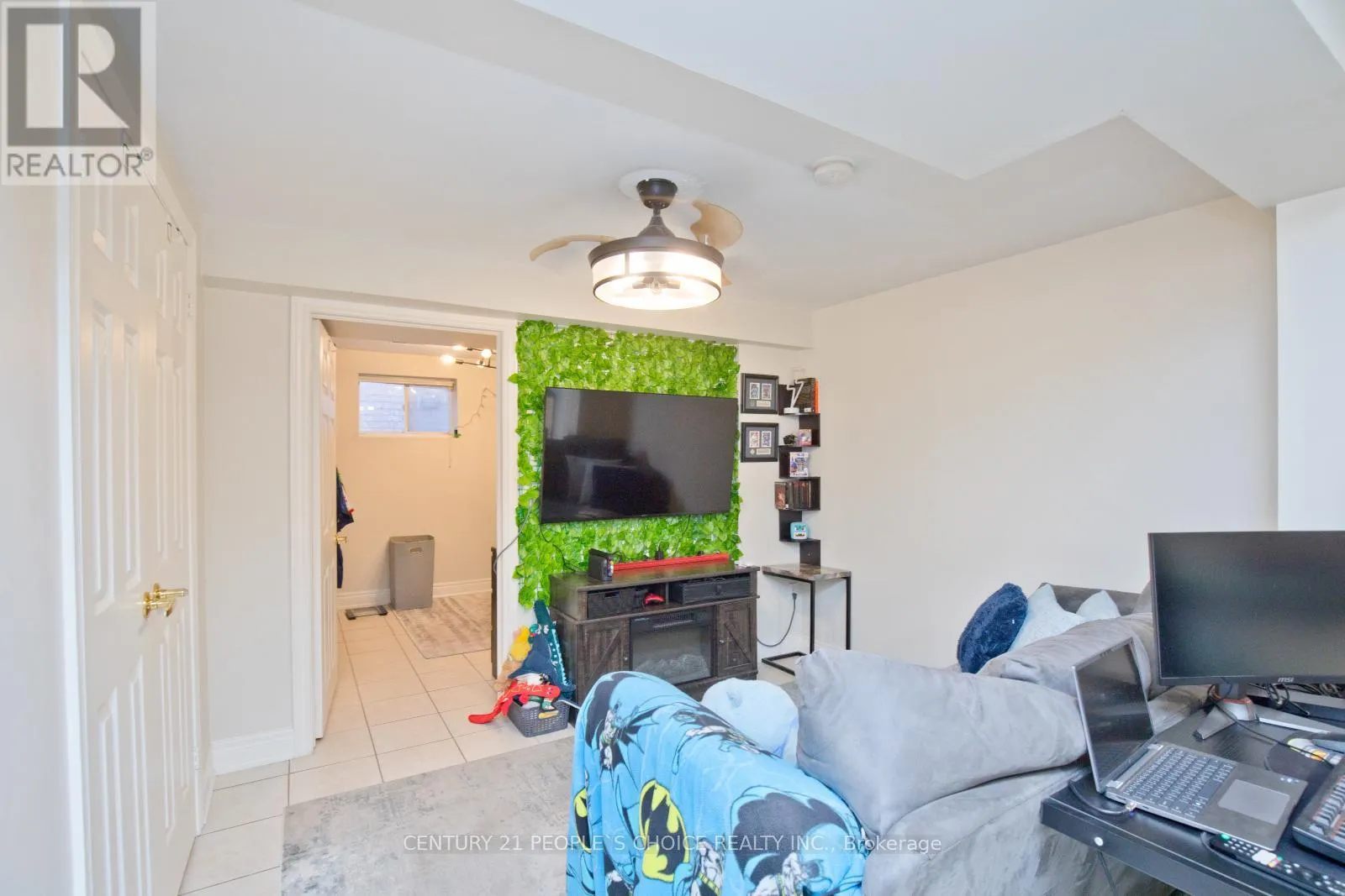 71 ROSANNA CRESCENT