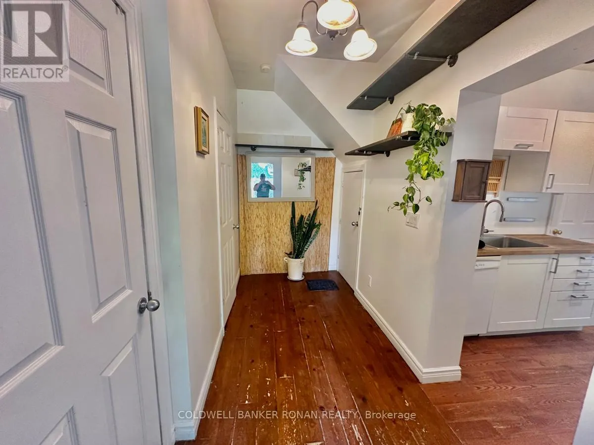 284 MAIN STREET