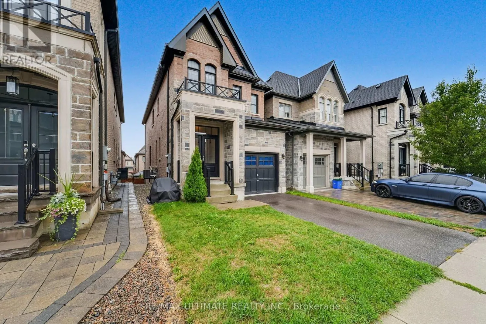 37 ZENITH AVENUE