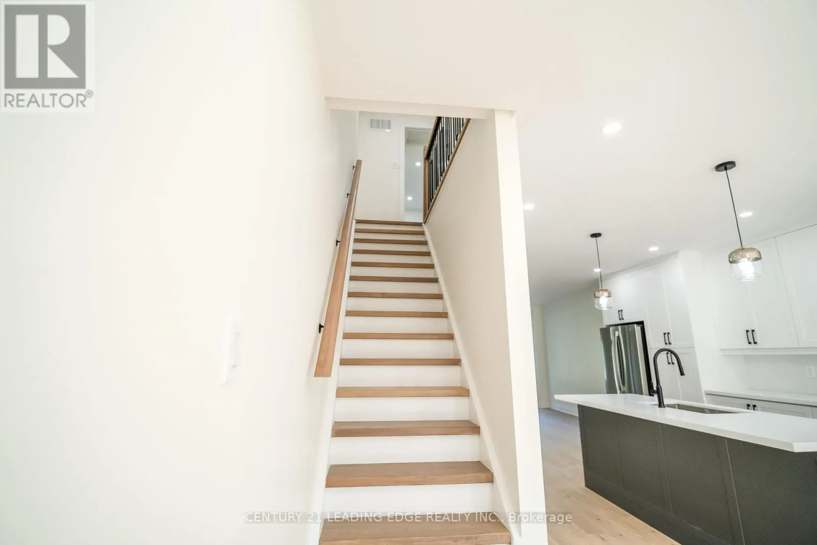 22 MILROY LANE