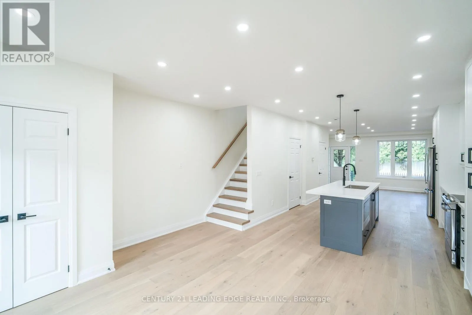 22 MILROY LANE