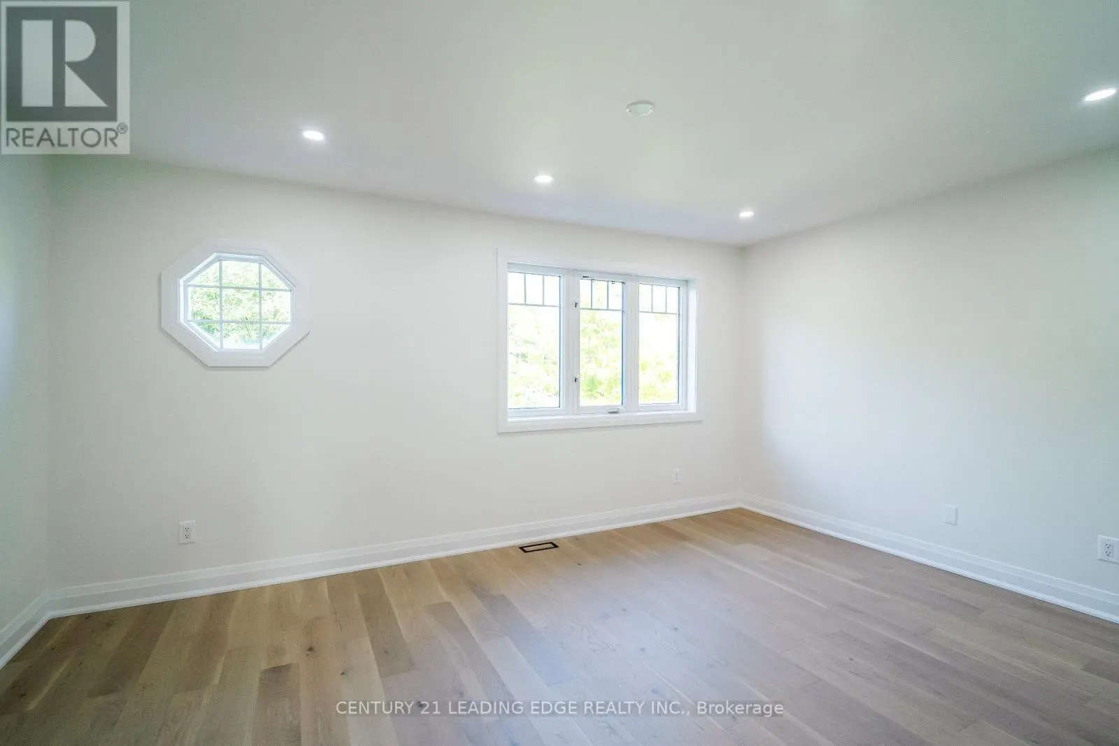 22 MILROY LANE