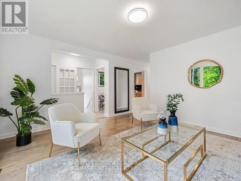 95 MURRAY DRIVE S