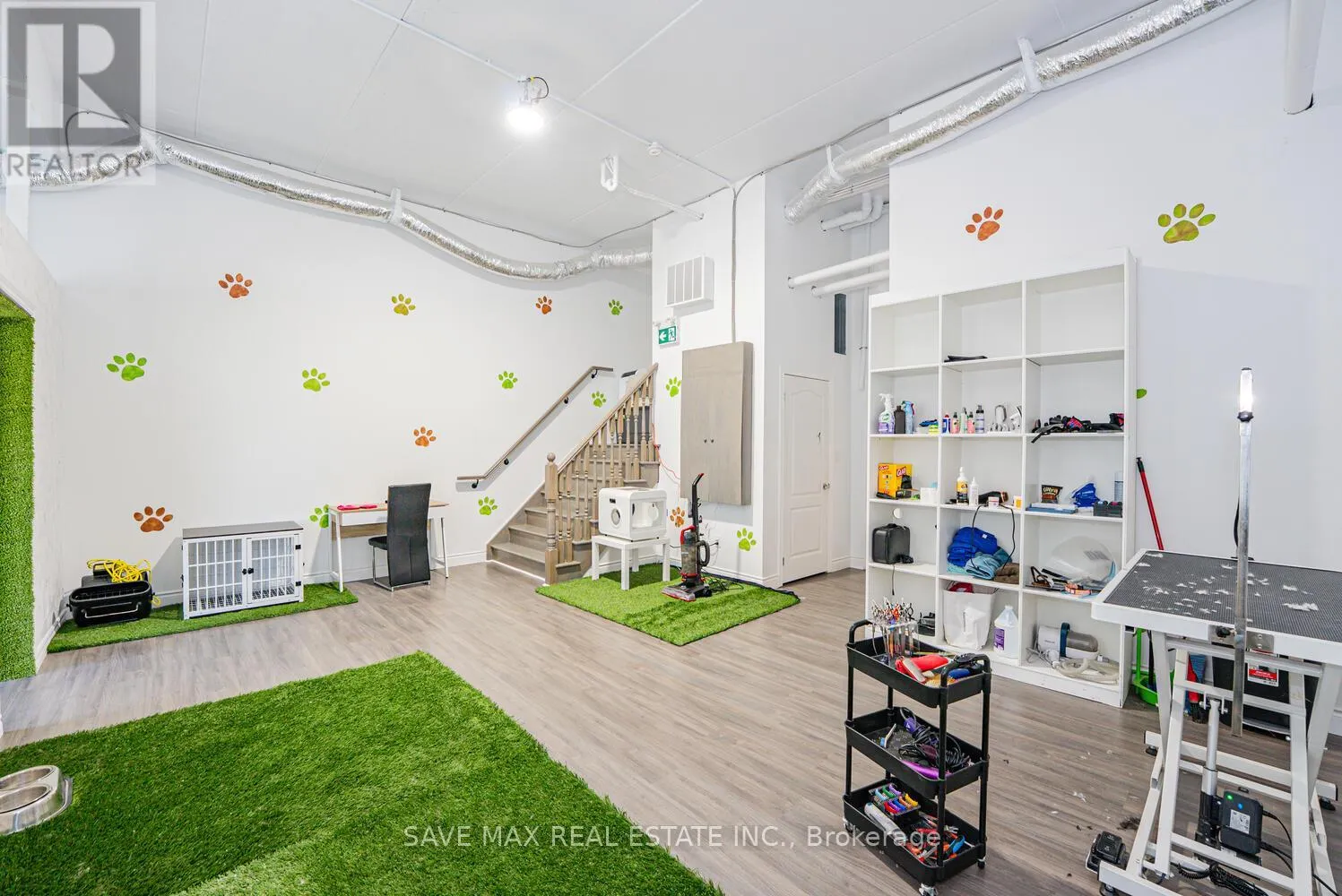 8 VILLA ADA DRIVE