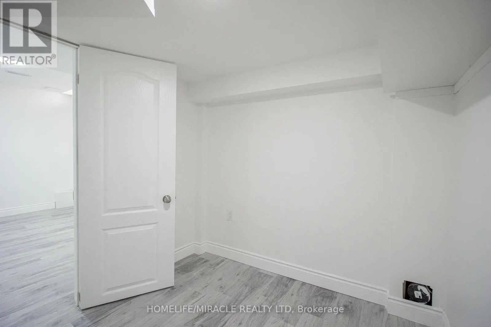 824 MILLARD STREET