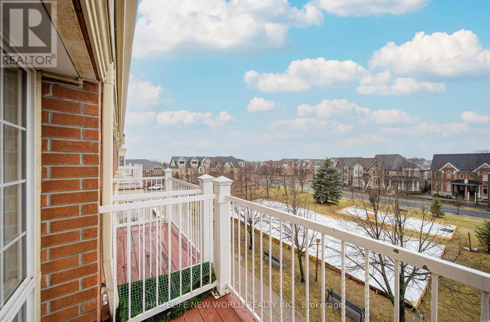 A206 - 15 CORNELL MEADOWS AVENUE