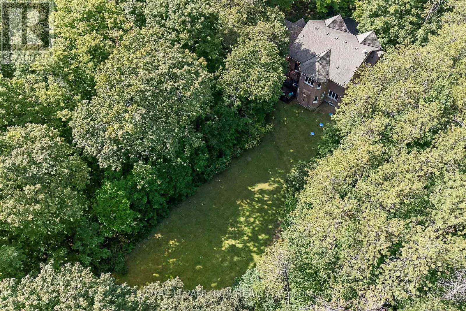 45 LAKE WOODS DRIVE
