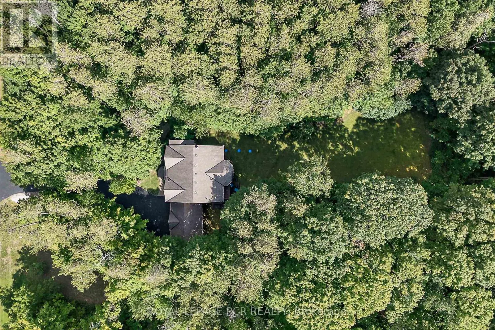 45 LAKE WOODS DRIVE