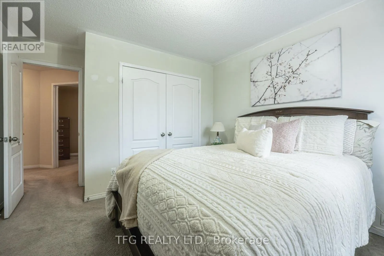 84 STOTTS CRESCENT