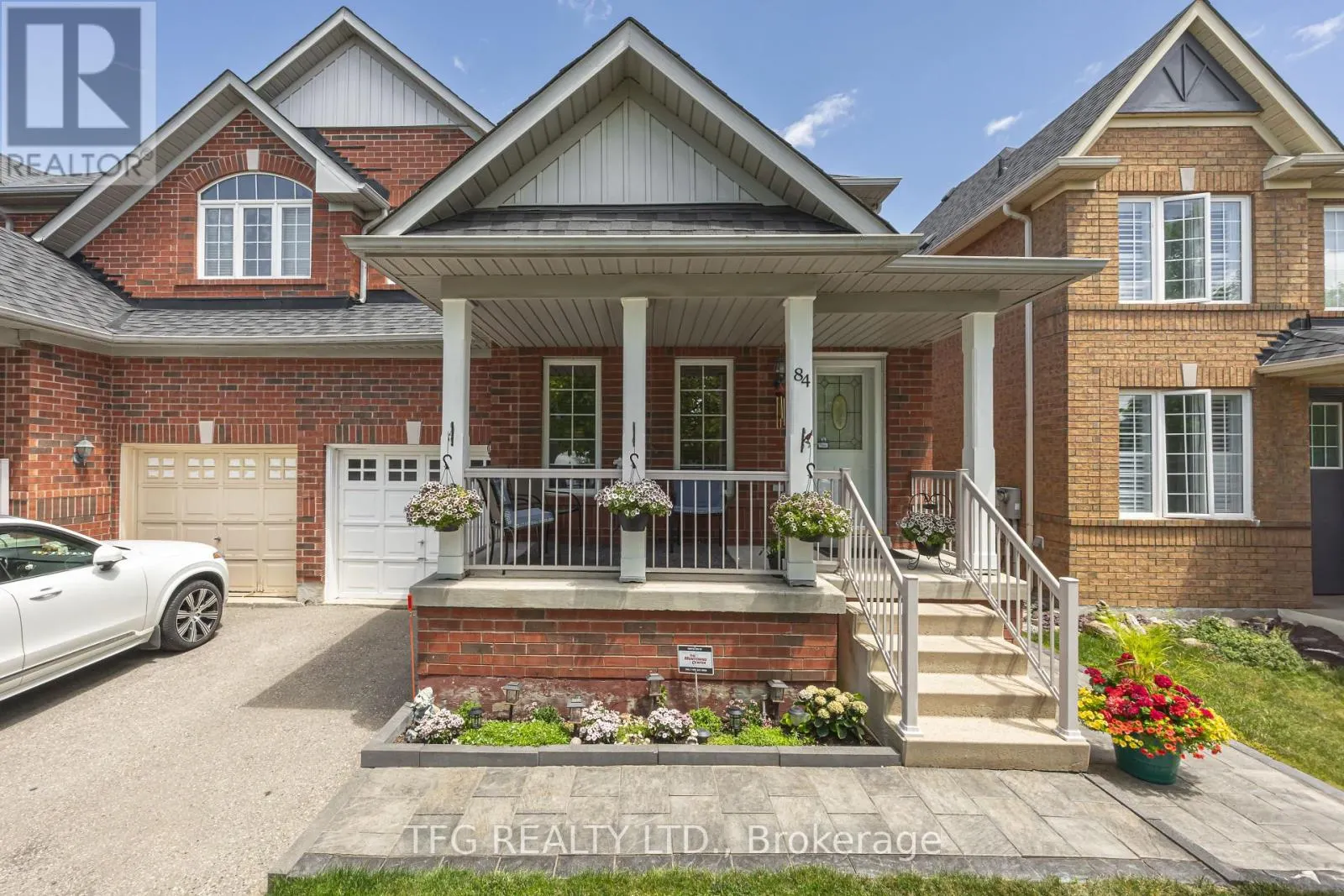 84 STOTTS CRESCENT