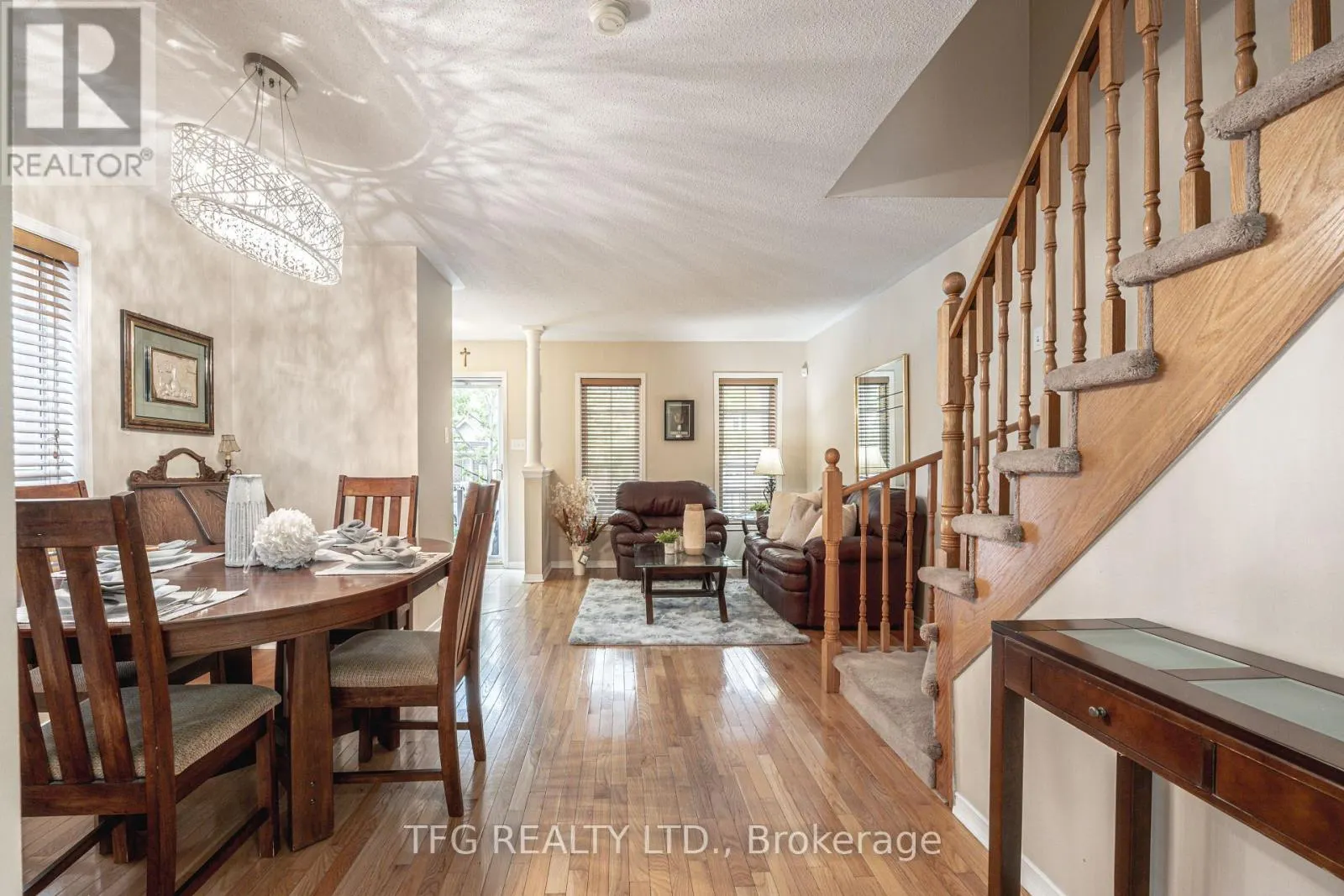 84 STOTTS CRESCENT