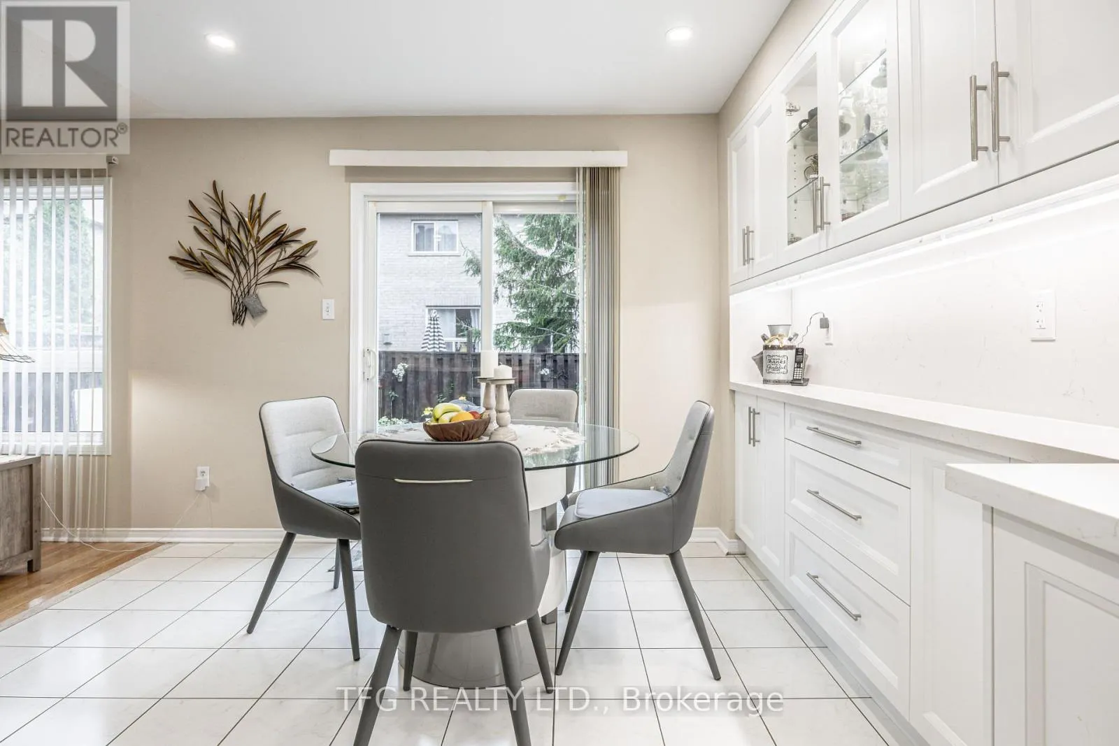 84 STOTTS CRESCENT